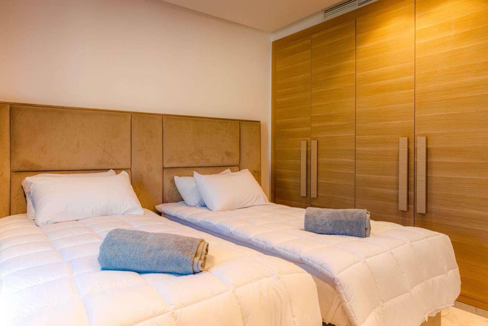 3 Bedrooms Luxe Malabata Hills